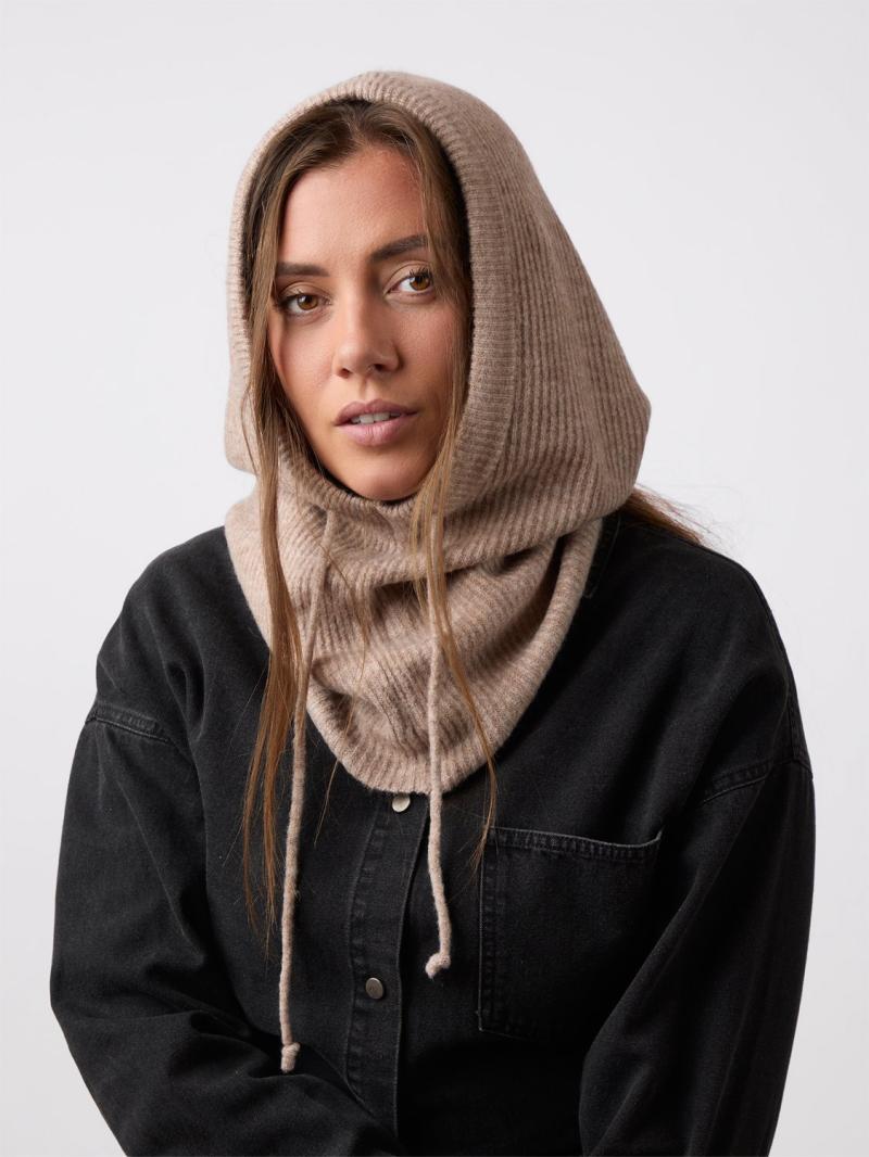 Madita Knit Balaclava fra Neo Noir
