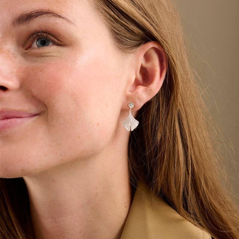 Biloba Earrings fra Pernille Corydon Jewellery