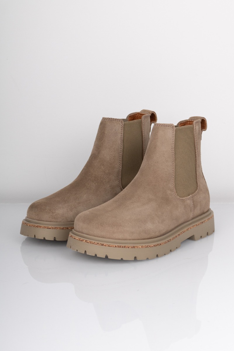Sko  Highwood Slip Women Suede Leather  Taupe fra Birkenstock hos Lykke by Lykke 4061418779366