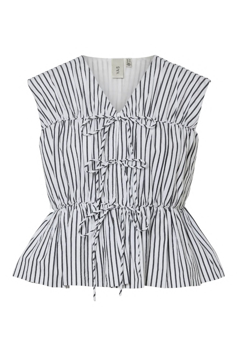 ..  Top  Ebba Top .  Black fra Yas hos Lykke by Lykke 5715717132719
