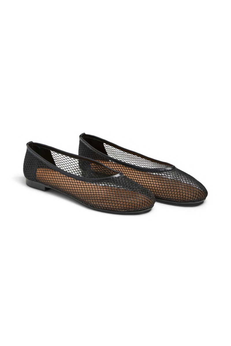 Sko  Steph Mesh Ballerina  Black fra Pieces hos Lykke by Lykke 5715672970234