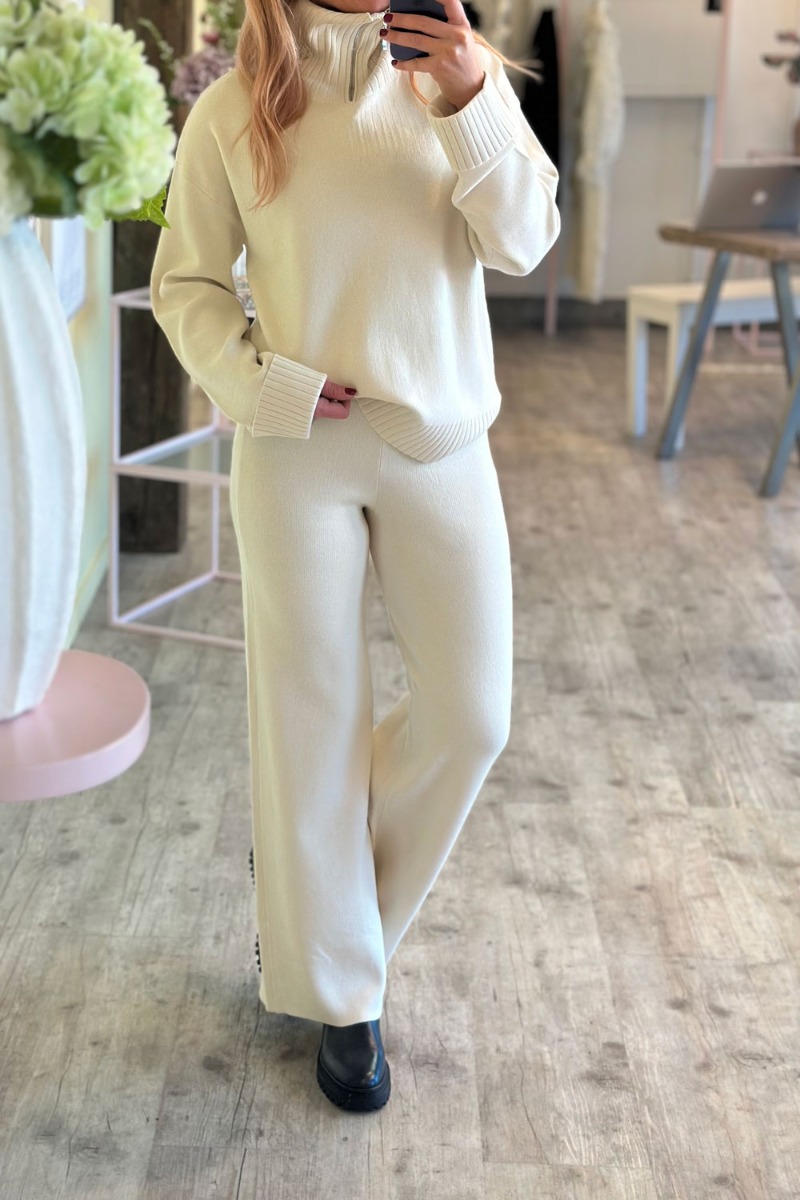 ..  Bukser  Fonny Knit Pants .  Birch fra Yas hos Lykke by Lykke 5715612353875