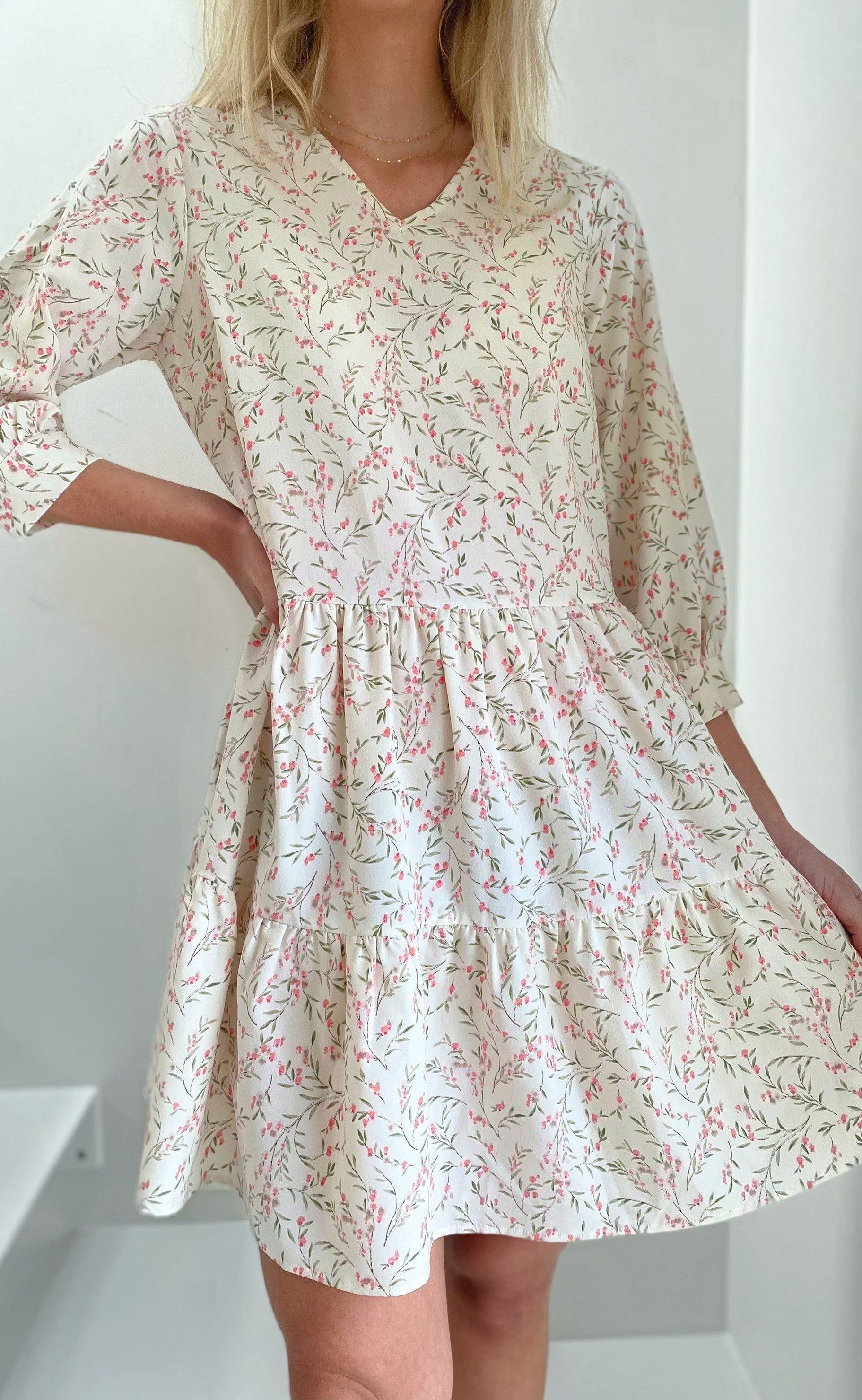 Say Ina Copenhagen Kjole Camille White   Rose Flower