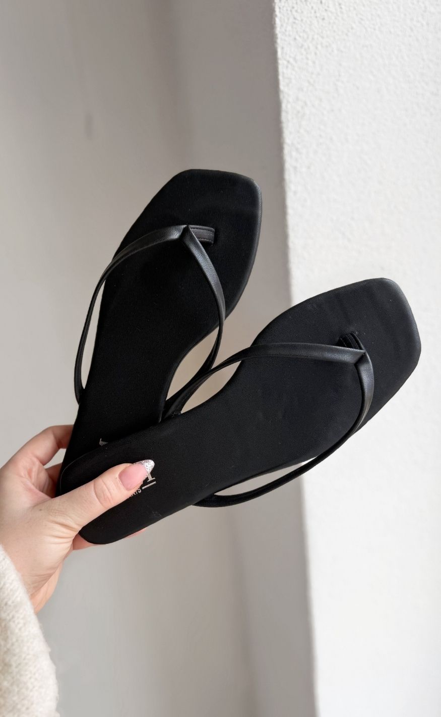 Chosen Flip Flops Chris  Black