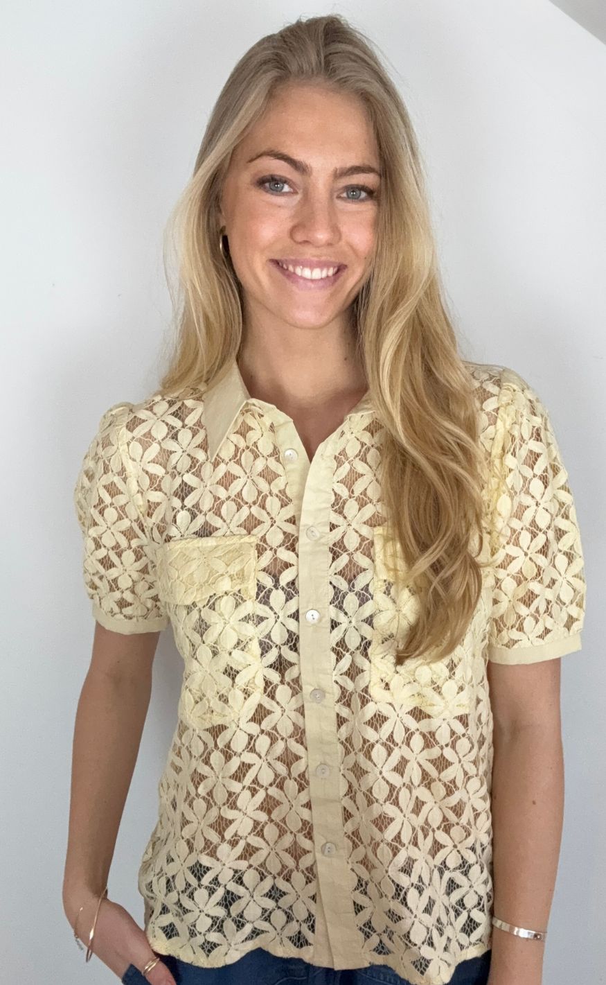 Continue Bluse Charlotte Lace Ss Light Yellow