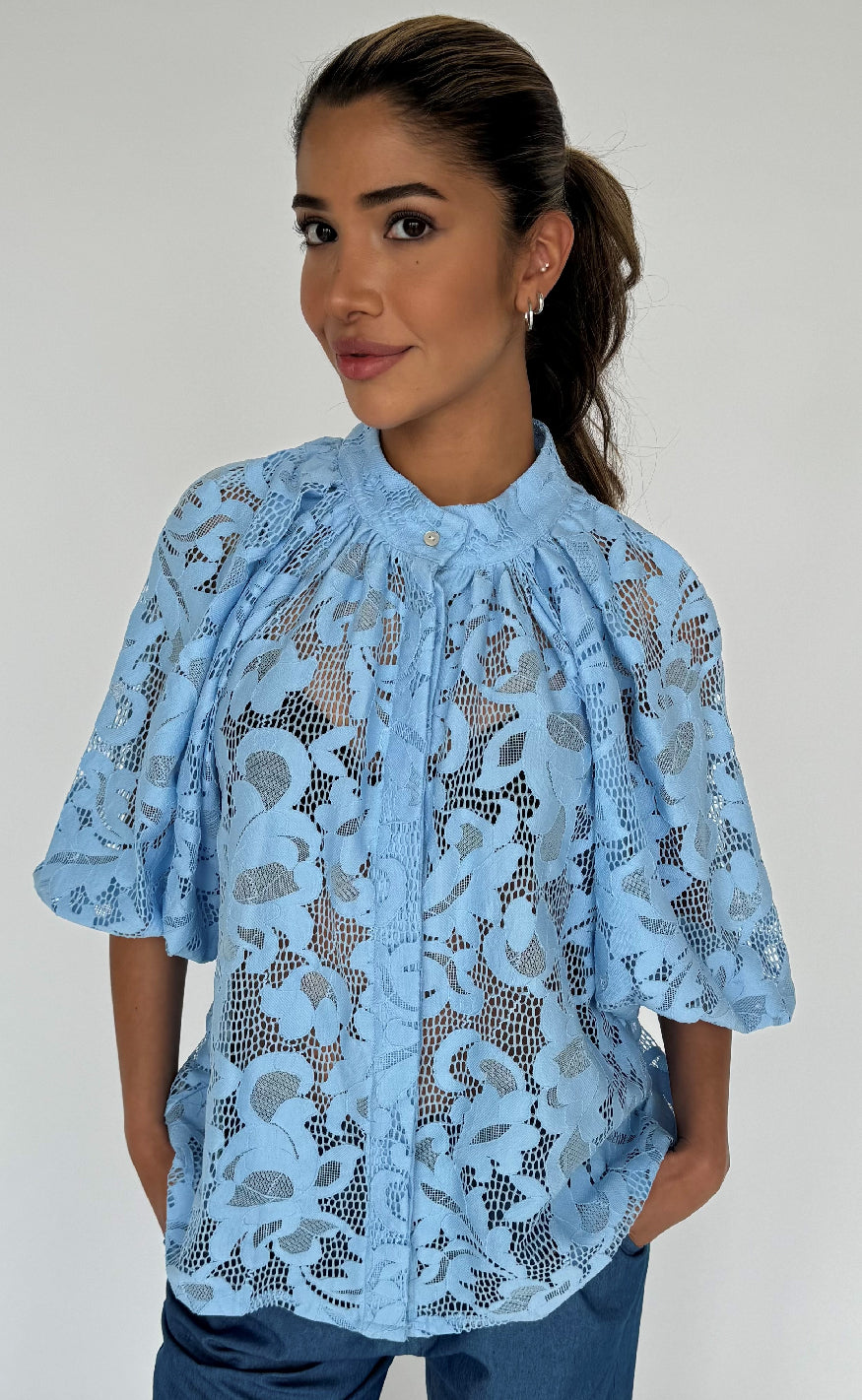 Continue Bluse Sia Big Lace Sky Blue