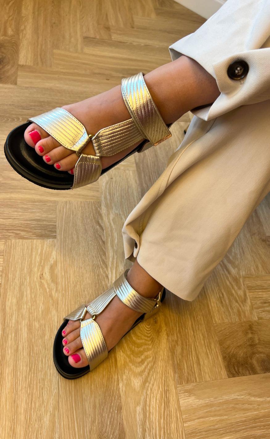 Copenhagen Shoes Sandaler Carrie Leather Gold