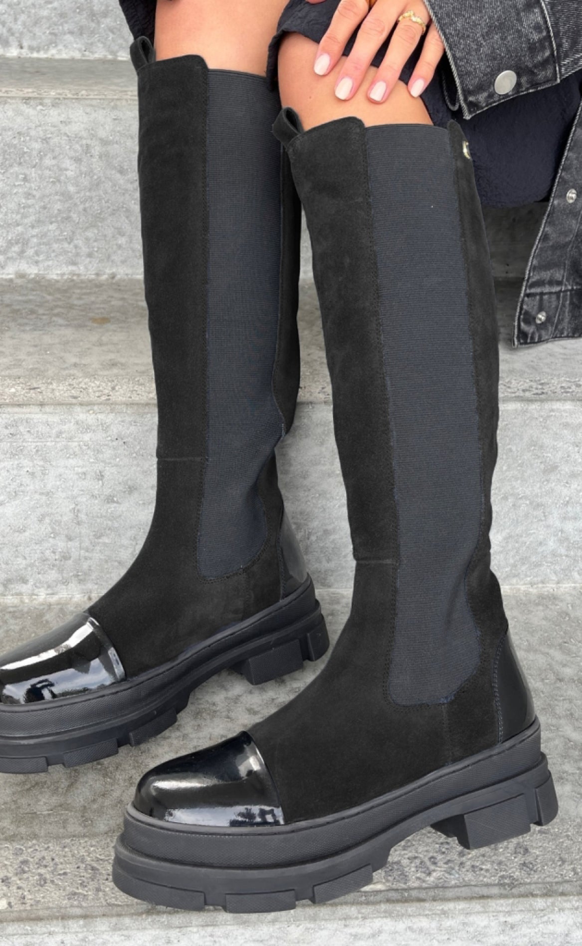Copenhagen Shoes Støvler Follow Me Suede Black   Patent Toe