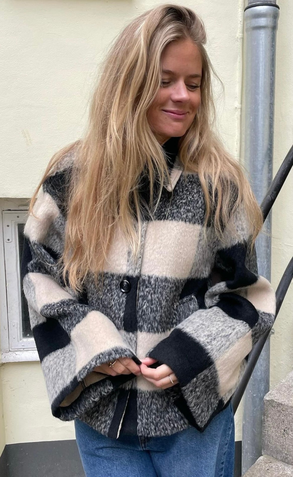 Global Funk Jakke Zora-  Black Beige Check