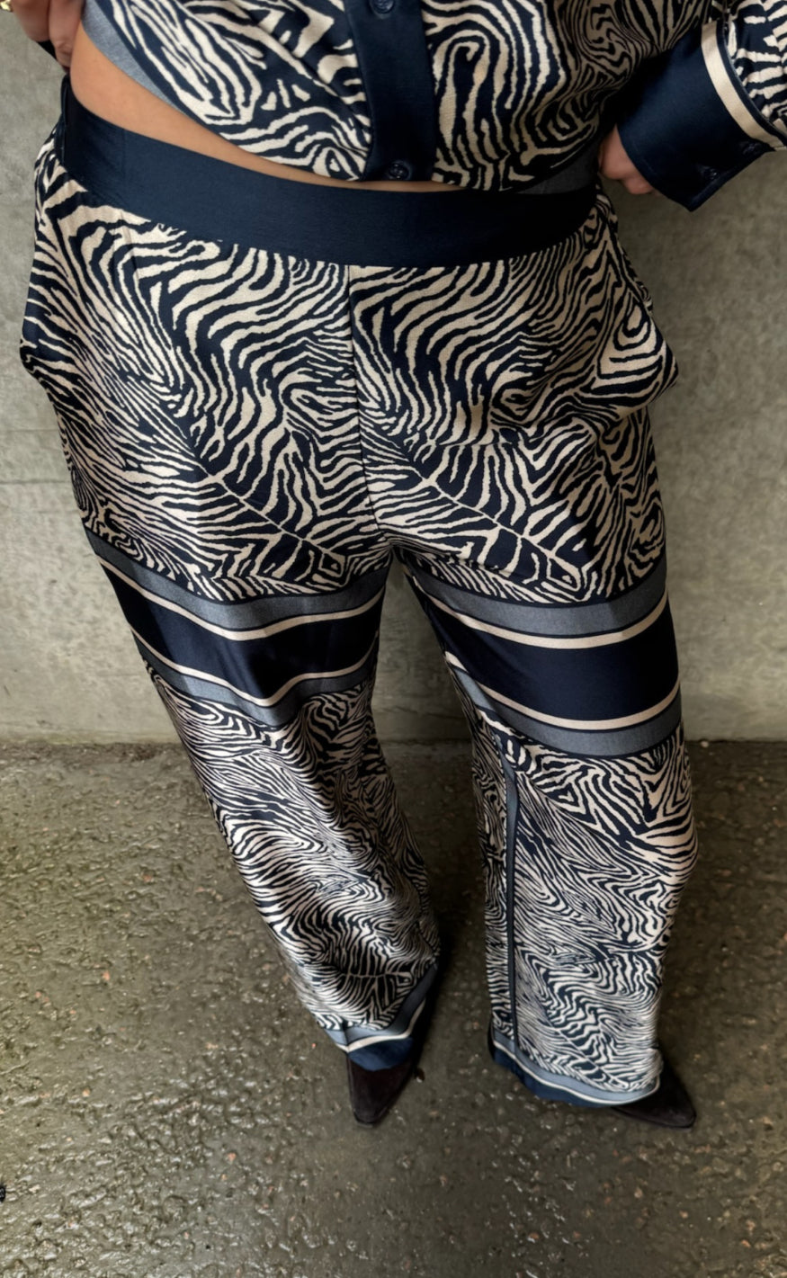 Love Divine Bukser Love1024-60 Navy Zebra