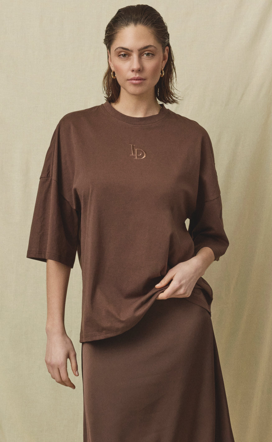 Love Divine -shirt Love1303- Chocolate