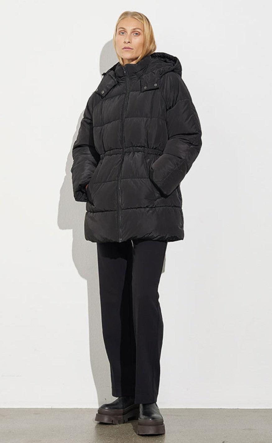 Mbym Jakke Timiana-  Black