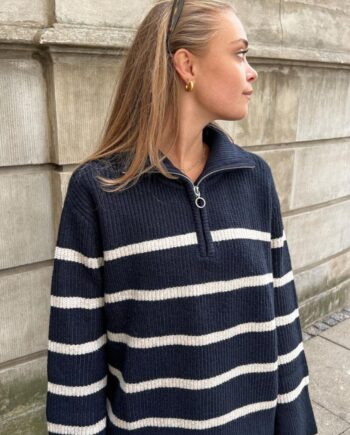 Neo Noir Strik Nevena Navy Sand