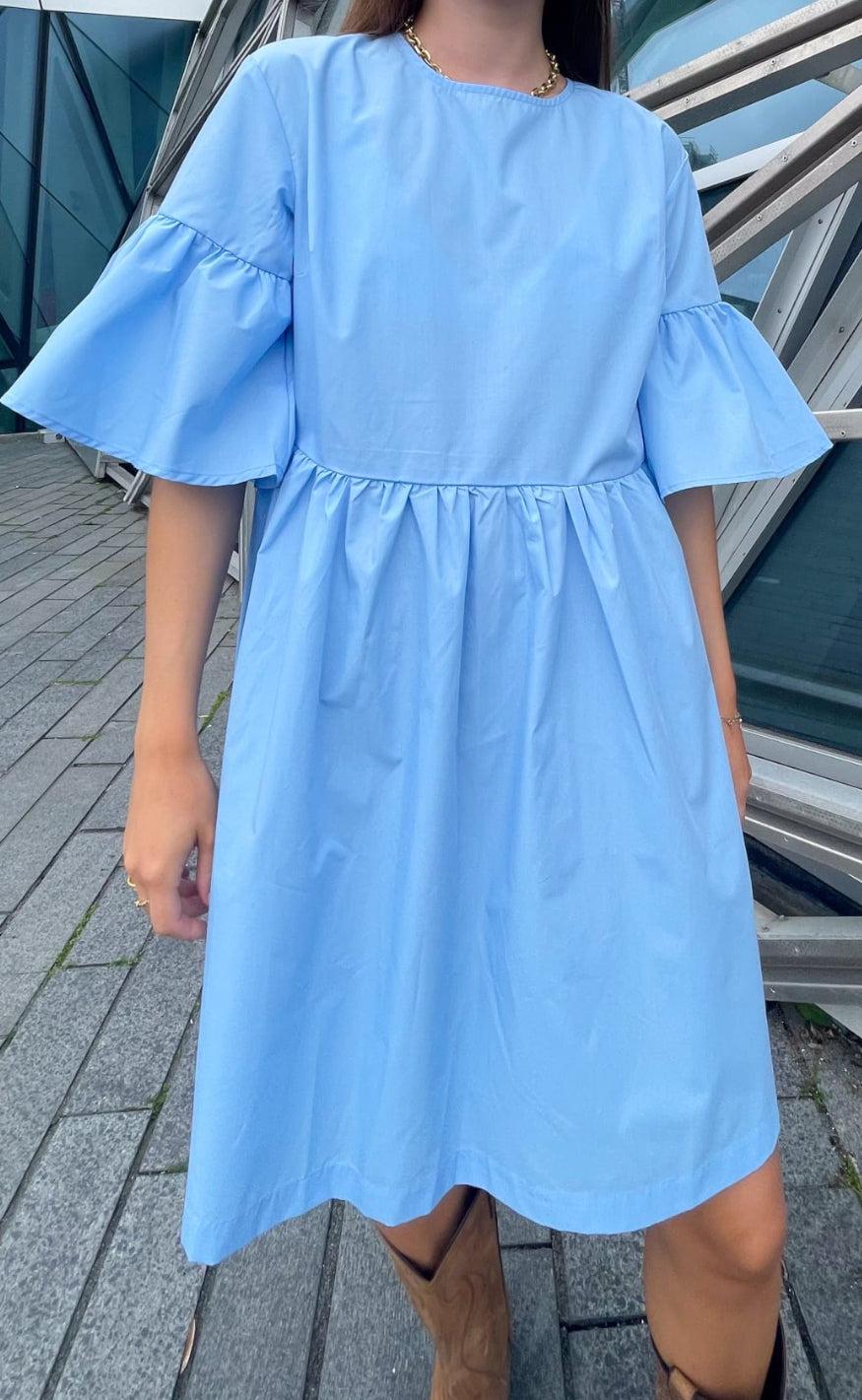 Noella Kjole Adaleide Light Blue