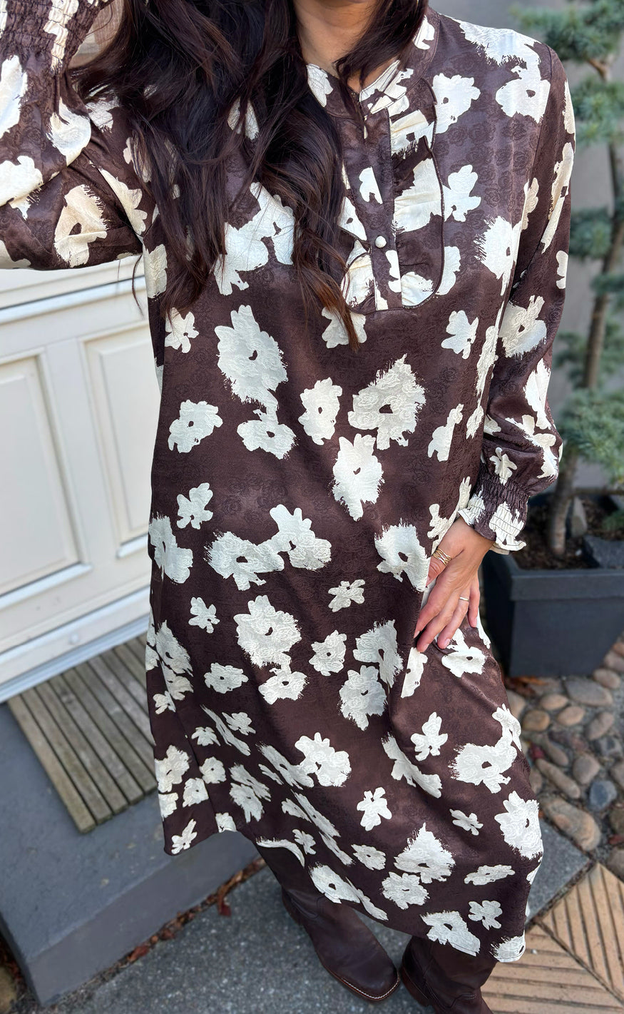 Say Ina Copenhagen Kjole Ella Dark Brown White Flowers