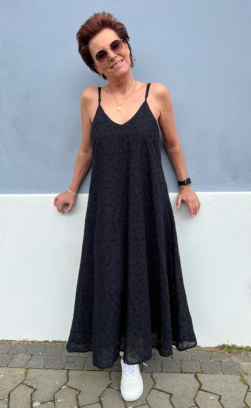 Say Ina Copenhagen Kjole Klara Black Broderi Anglaise