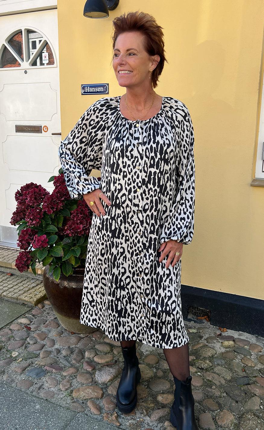 Say Ina Copenhagen Kjole Zanna White Black Leopard