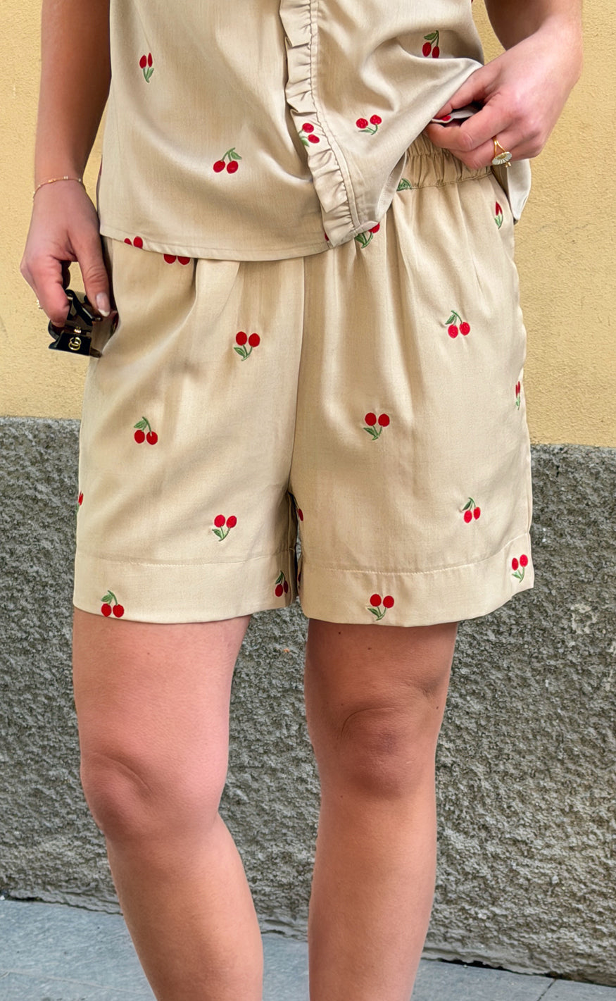 Say Ina Copenhagen Shorts Liv Sand Cherries