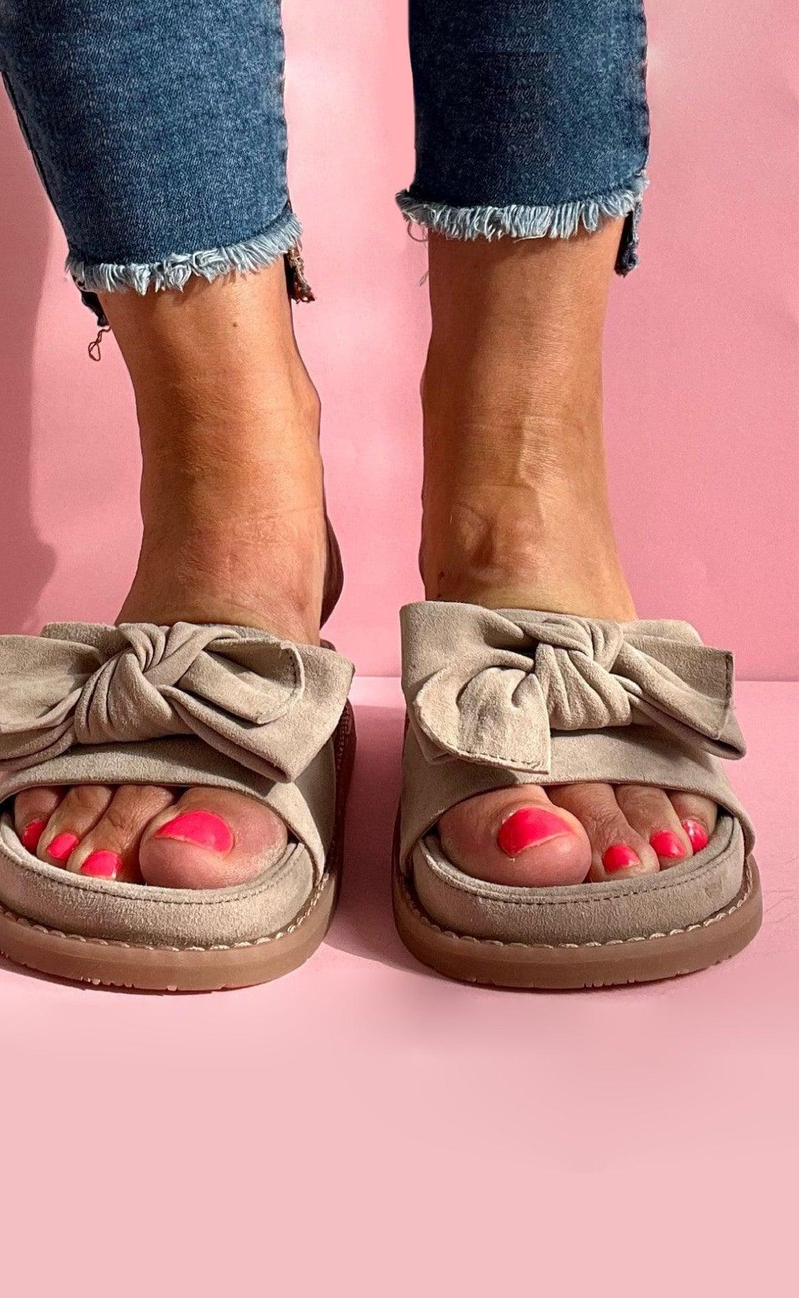 Copenhagen Shoes Sandal Bows And Me Biscuit