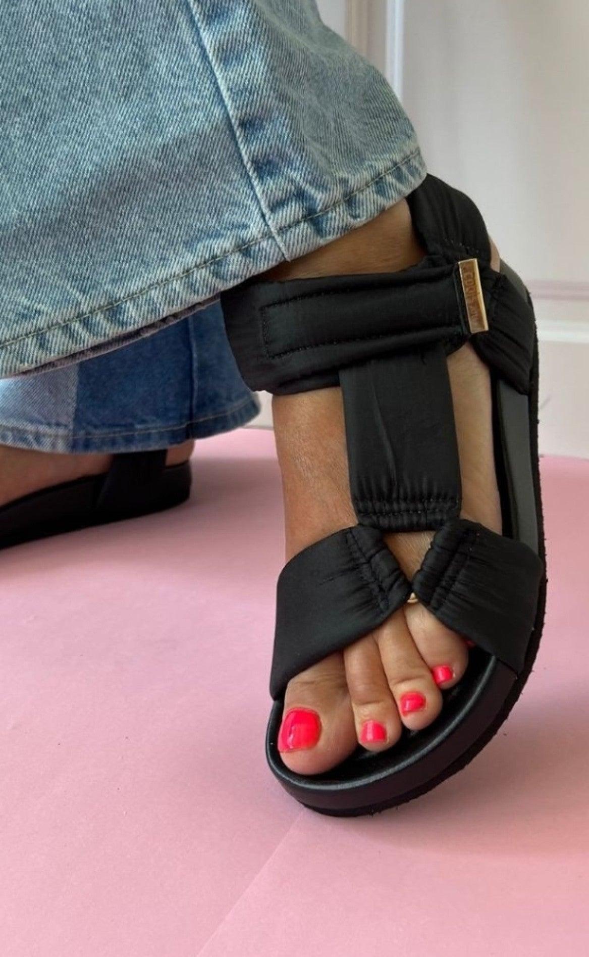 Copenhagen Shoes Sandaler Carrie Black