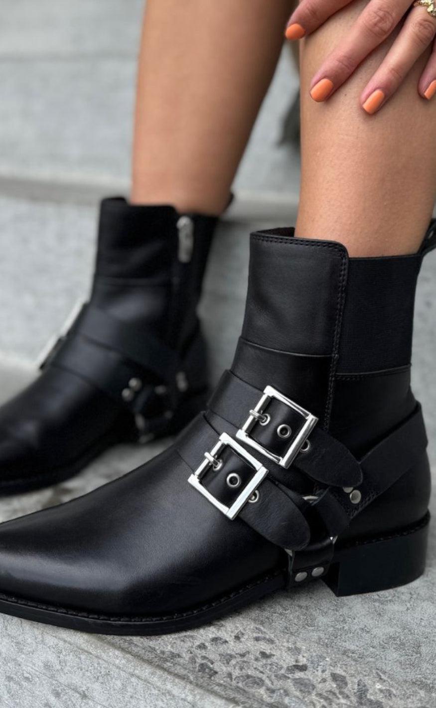 Copenhagen Shoes Støvler Make Me Fly Black