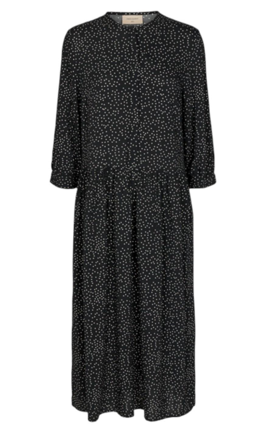 Freequent Kjole Adney Long Layer Black Mix