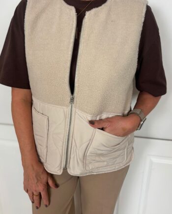 Freequent Vest Amra Moonbeam