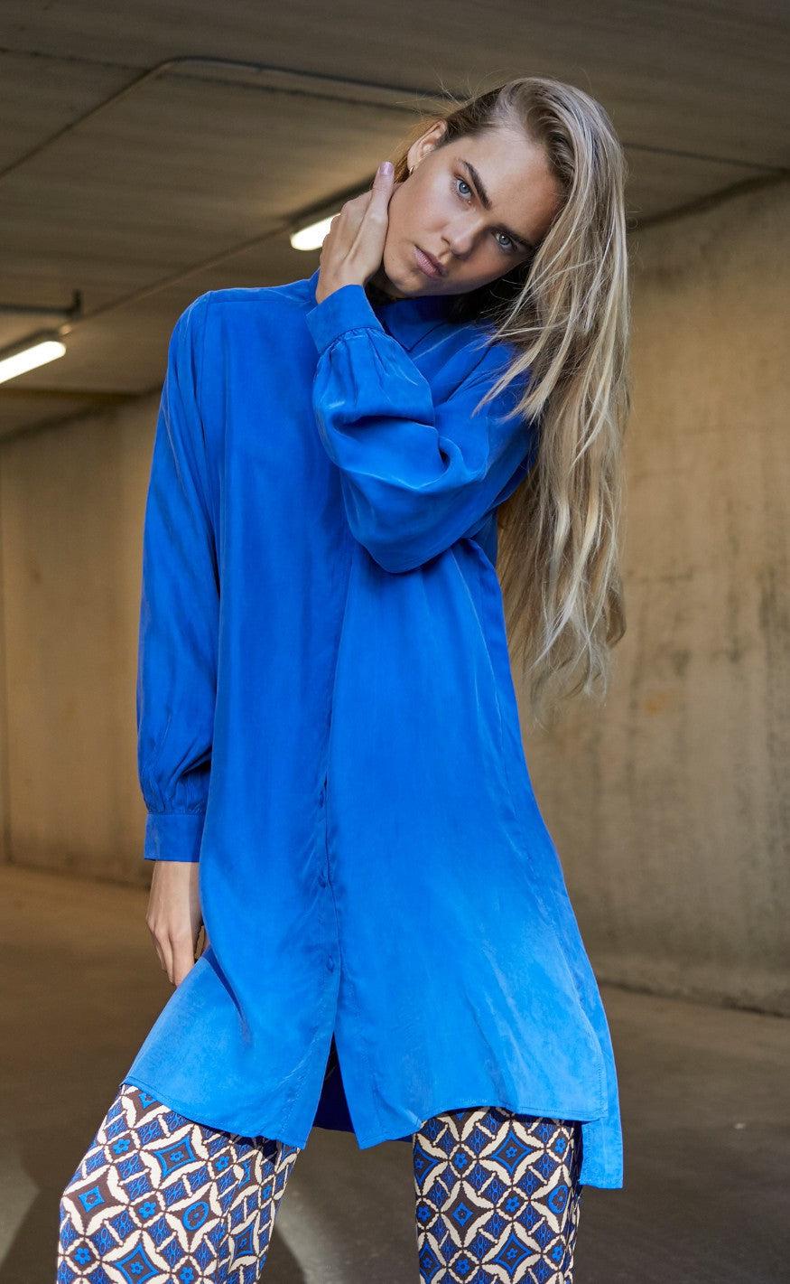 Love Divine Kjole Love565- Cobalt