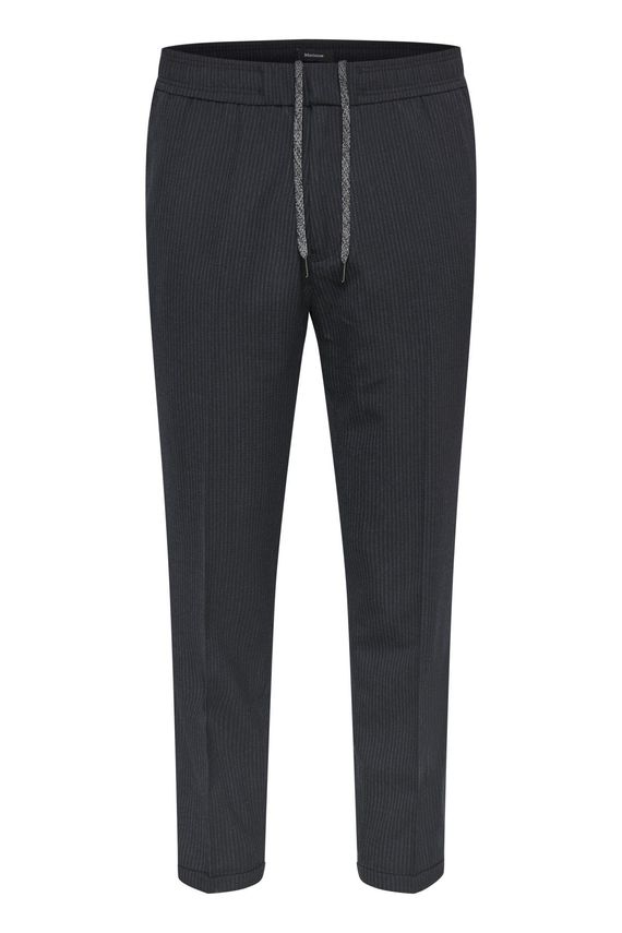 Madamon Pant