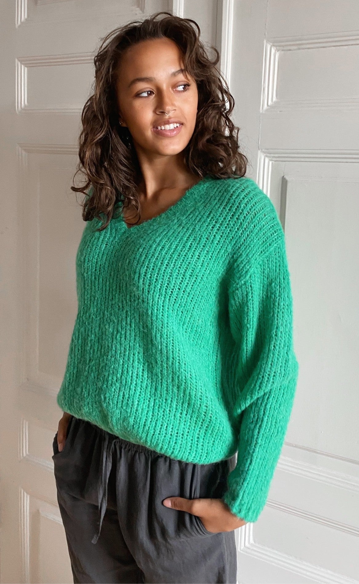 Neo Noir Sweater Cofo Fluffy Green