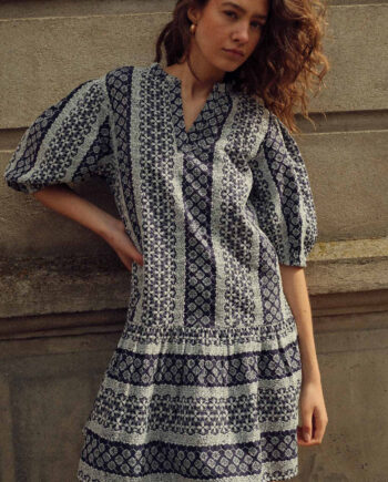 Noella Kjole Lillianna Navy Sugar