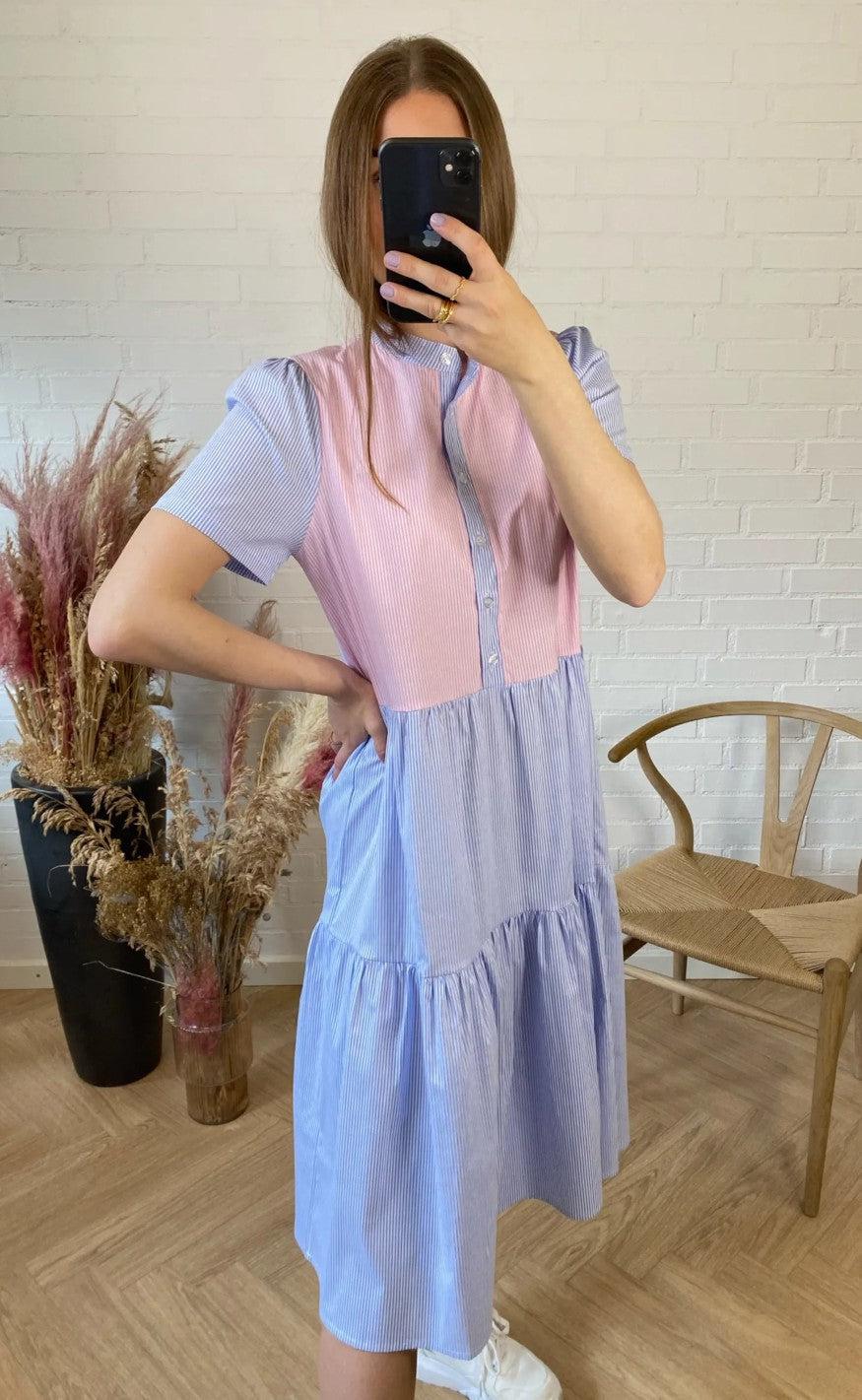 Noella Kjole Lipe Blue Rose Stripe