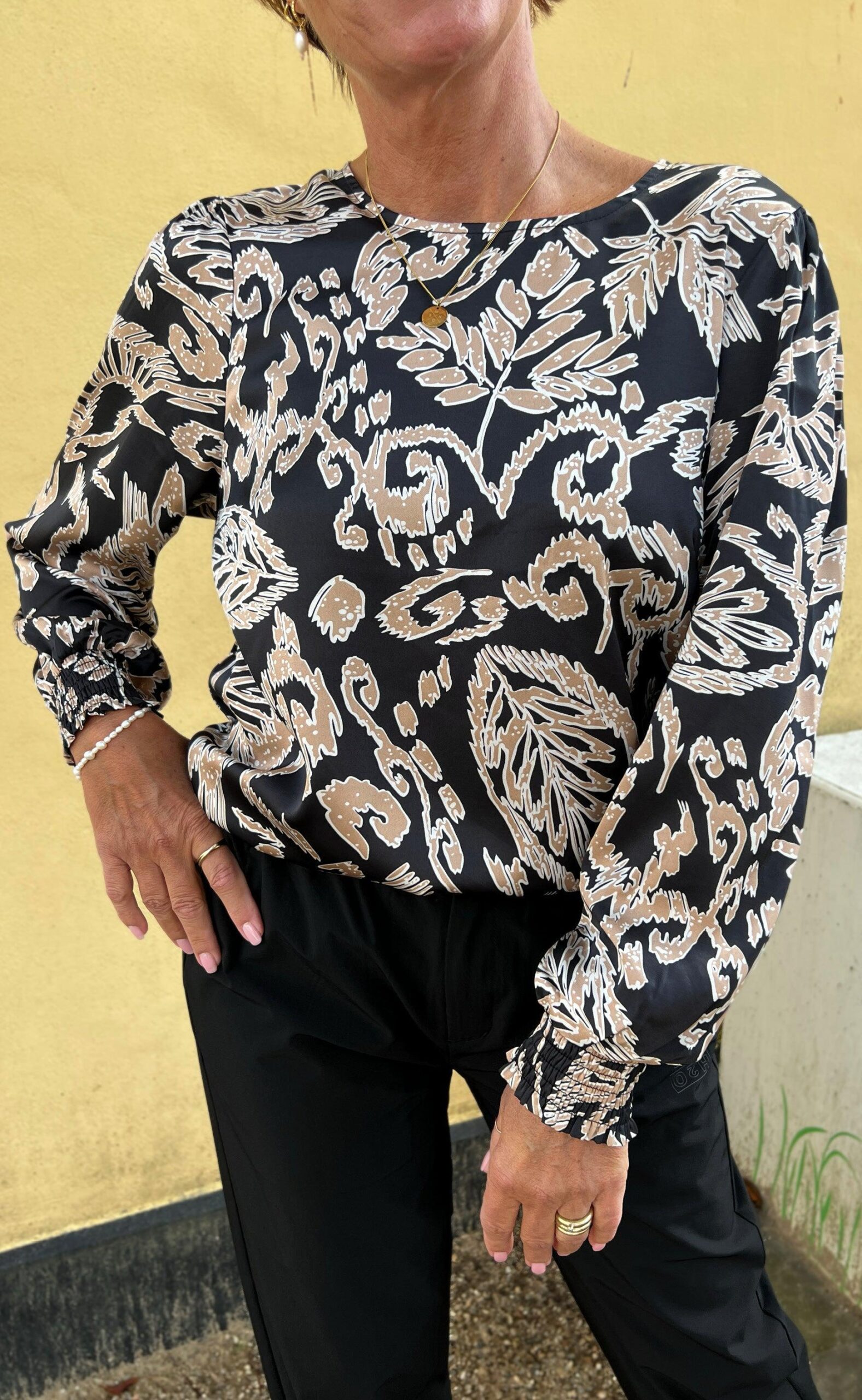 Say Ina Copenhagen Bluse Chili Brown Leaf