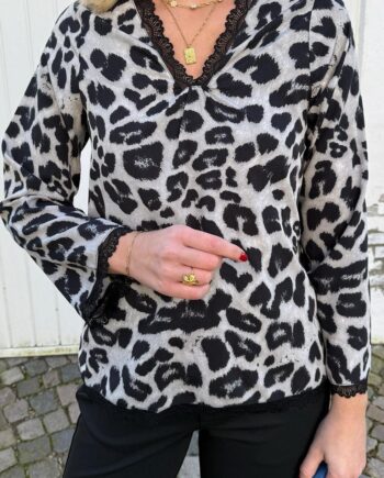 Say Ina Copenhagen Bluse Safina Grey Leopard