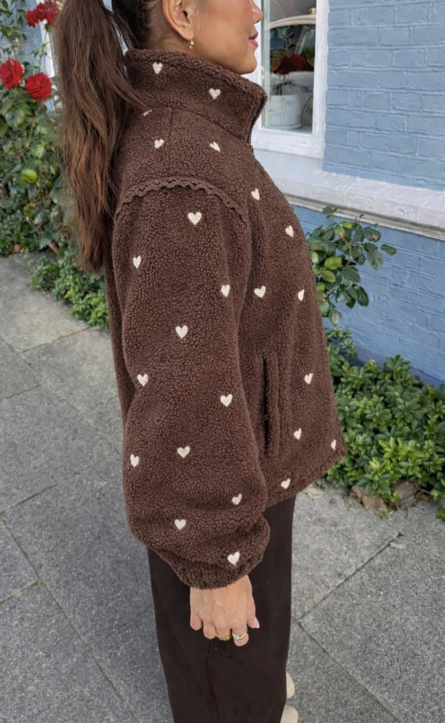 Say Ina Copenhagen Fleece Jakke Fia Dark Brown Beige Embroidery Hearts