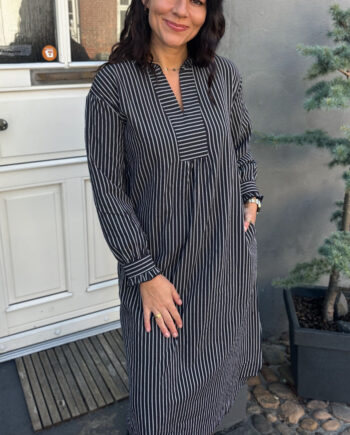 Say Ina Copenhagen Kjole Winnie Ls Black Striped