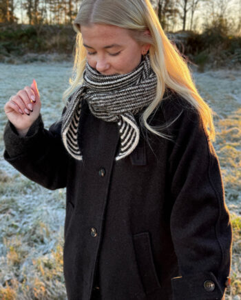 Say Ina Copenhagen Tørklæde Sophie Brown Striped