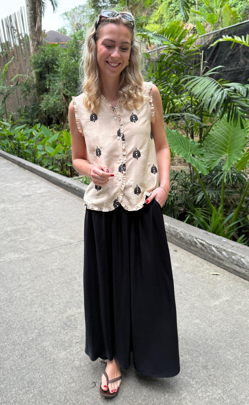 Say Ina Copenhagen Top Melania Beige Black Embroidery
