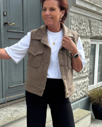 Say Ina Copenhagen Vest Fie Brown