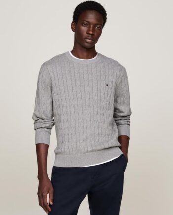 Classic Cable Crew Neck