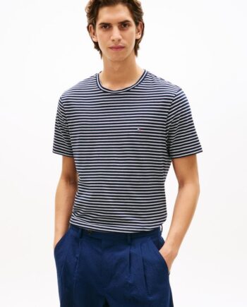 Ess Seasonal Reg Fit Stripe Tee
