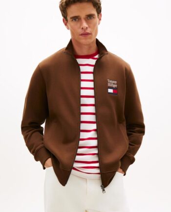 Tommy Embro Flag Stand Collar