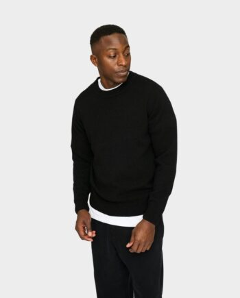 Lean Pullover